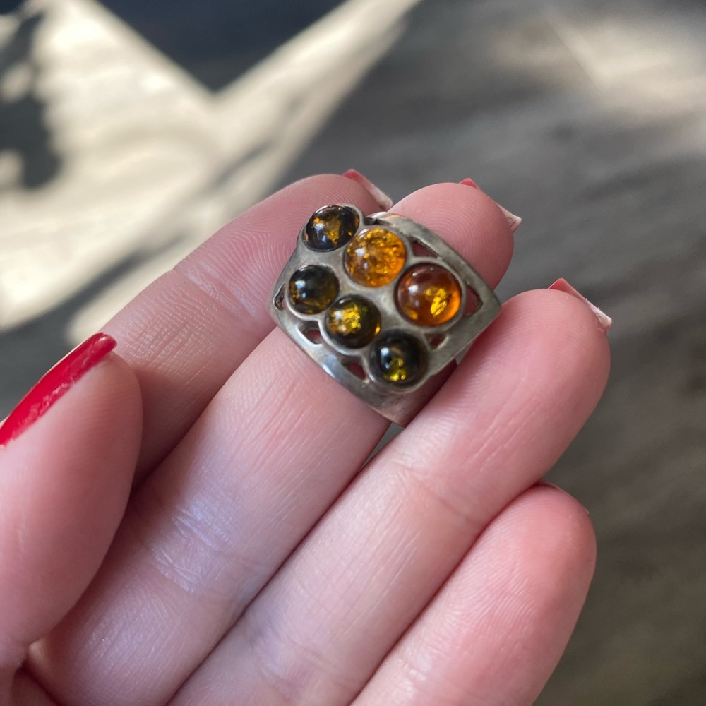 Silver And Amber Ring - image 4